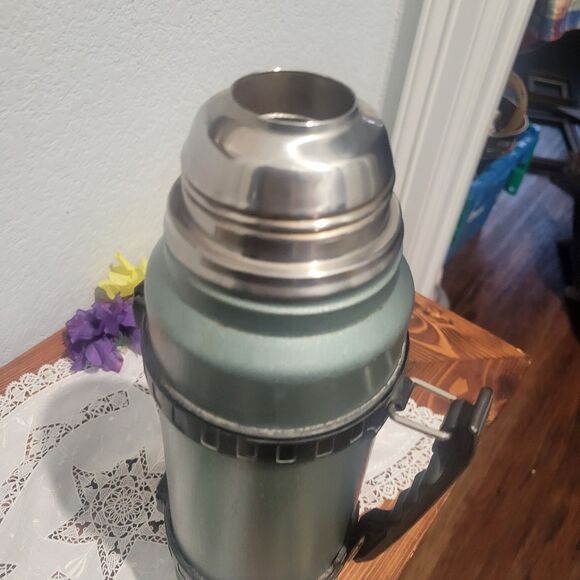 VTG Stanley Aladdin A-944C Quart Steel Vacuum Thermos Bottle W/ Black Handle - Picture 8 of 13